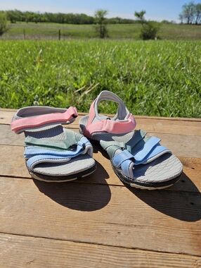 WHITIN Women's Adventure Sandals Gray/Coral/Blue Hiking Trail Walking Size 6.5